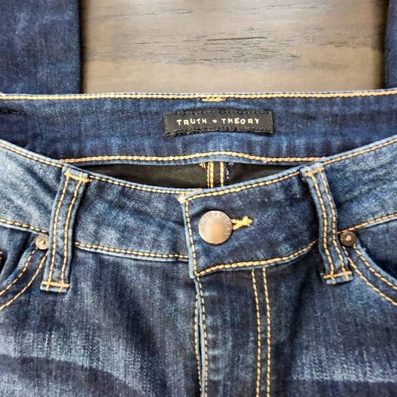 Truth Theory Petite Dark Wash High Waisted Size 4 Skinny Jeans - Picture 2 of 8